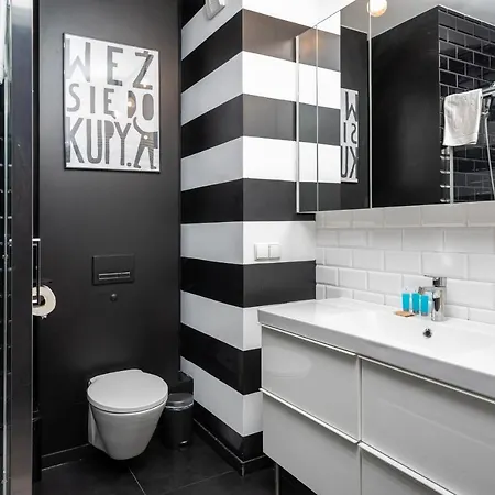 Wola Modern Apartment Warsaw Exterior photo